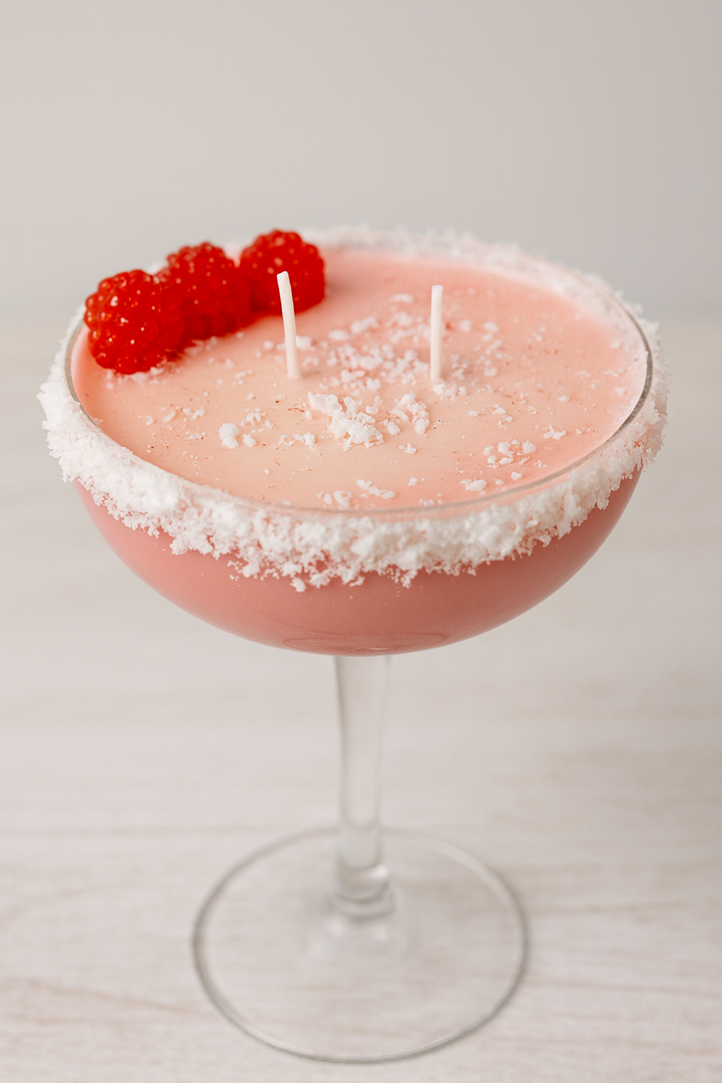 Festive Berry Cocktail Candle